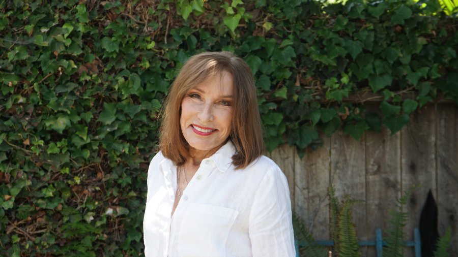 Diana Tucker